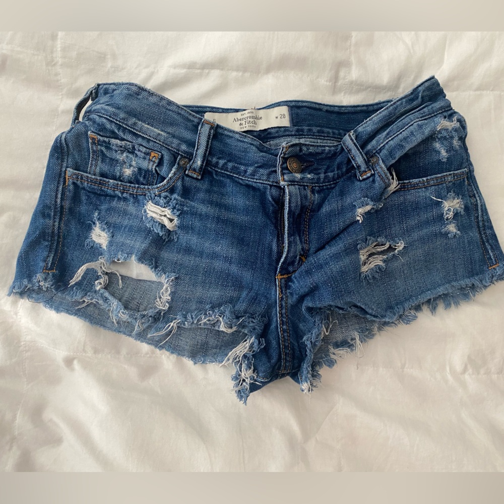Abercrombie & Fitch Distress Jean short shorts